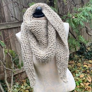 Chunky hand knit triangle scarf